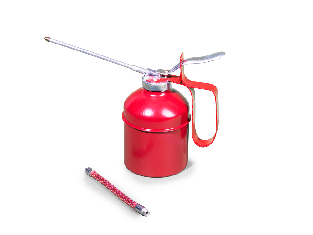 Steel oil can with brass pump ext, 0.3 litre volume, 4 items