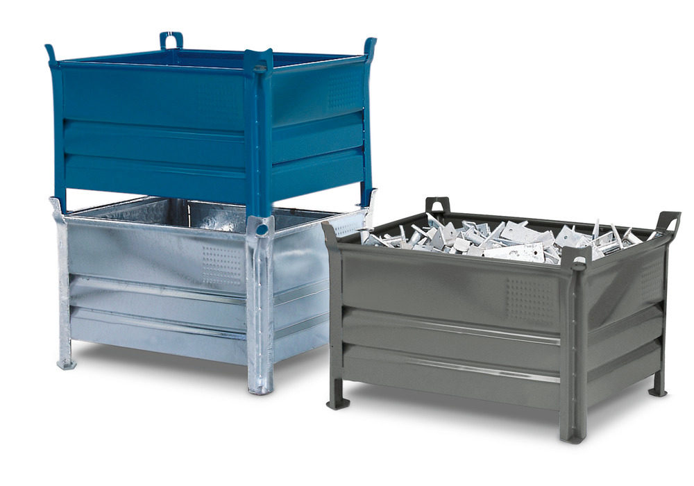 Model Profi stacking containers, available in different sizes and designs