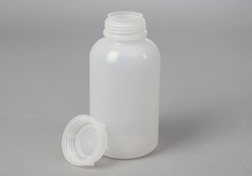 Wide necked bottles in LDPE, round, natural-transparent, 750 ml, 12 pieces