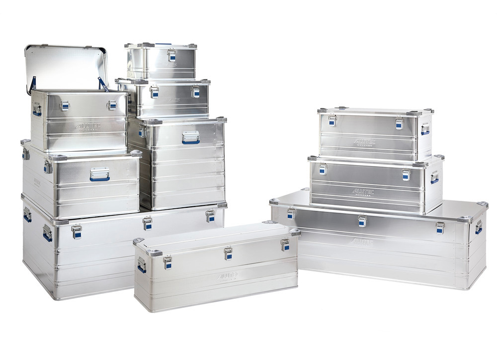 Aluminium transport boxes with stacking corners