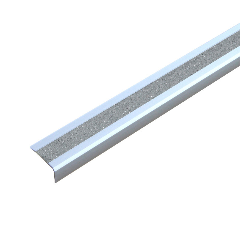Perfil de borde para peldaño antideslizante, aluminio, GlitterGrip, plateado, ancho 800 mm