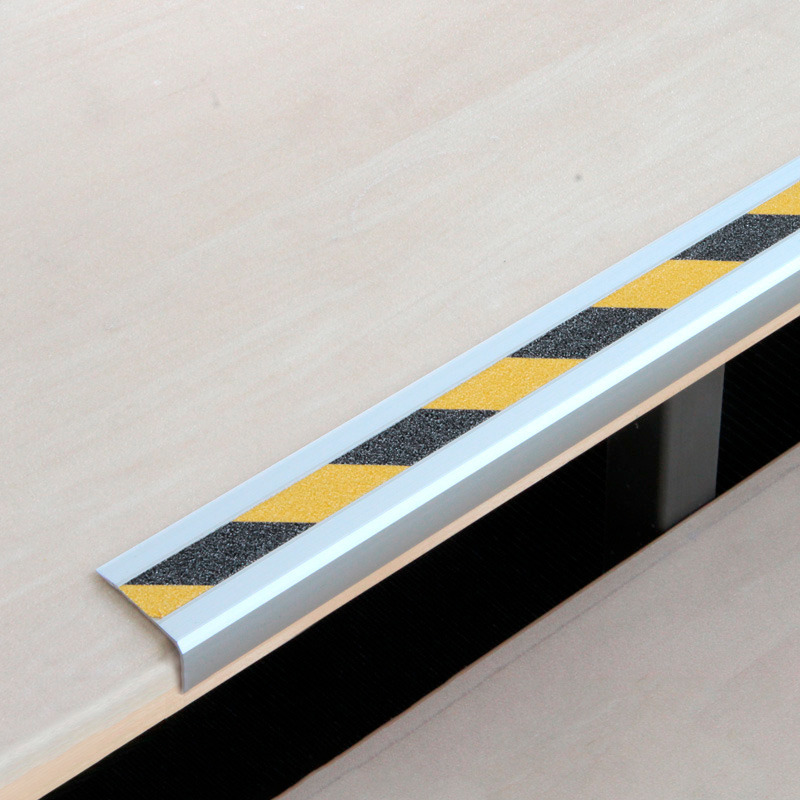 Halkskyddsprofiler trappor, aluminium m2, svart/gul, B 1000 mm, självhäftande