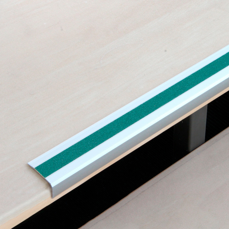 Protiskluzová schodová lišta, Aluminium m2, univerzální, zelená, š 610 mm, síla materiálu 3 mm