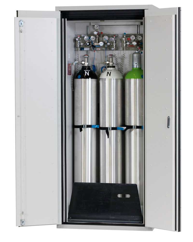 Gas Cylinder Cabinet - 90 min Fire Protection - Integrated Air Ducts ...