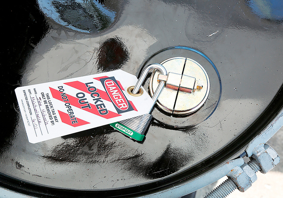 Drum Lockout Plastic Drum Set - two 3 1/2