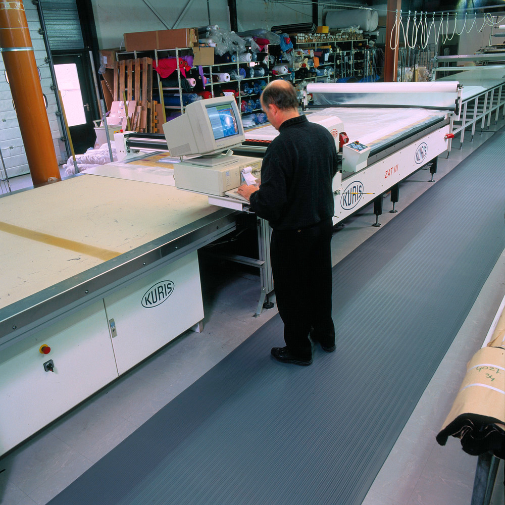 Antifatigue flooring for dry work areas, roll 0.9 x 1.5 m, grey with rills