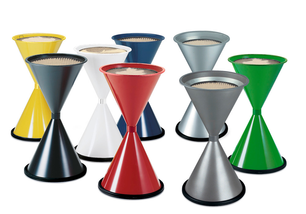 Stożkowe popielniczki stojące ze stali, dostępne w 8 różnych kolorach i ze stali szlachetnej