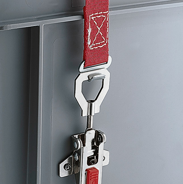 Regulation compliant tension locks and tear resistant textile securing straps ensure that the container remains firmly closed during transportation