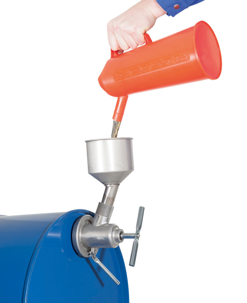 Das Fasswerkzeug kann in Kombination mit einem Trichter auch zum Befüllen von Fässern benutzt werden. Hierbei wird es um 180° gedreht.