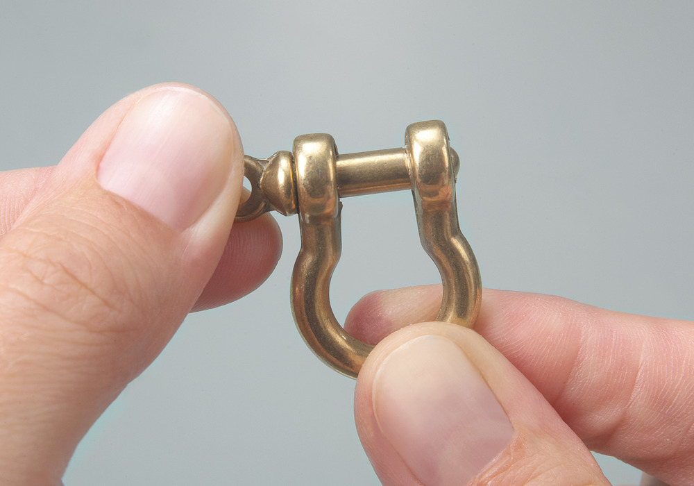 Brass shackle, for dip tank, Ø bar 5, wire 4.5, 8 mm