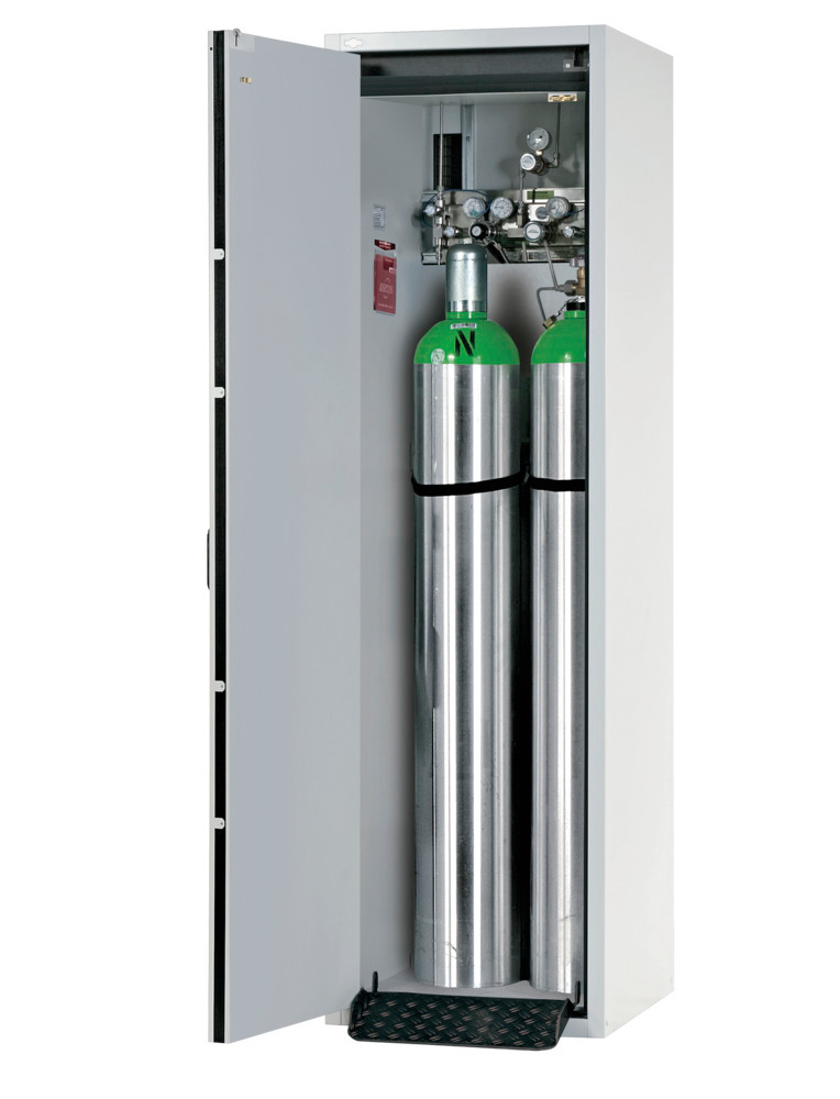 Fire-rated gas cylinder cabinet model G 30.6, Width 600 mm. Supplied optionally as G30 or G90 version