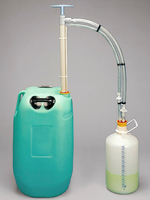 Gazoszczelna pompa beczkowa z polipropylenu (PP), głębokość zanurzenia 40-67 cm, adapter 30-70 mm