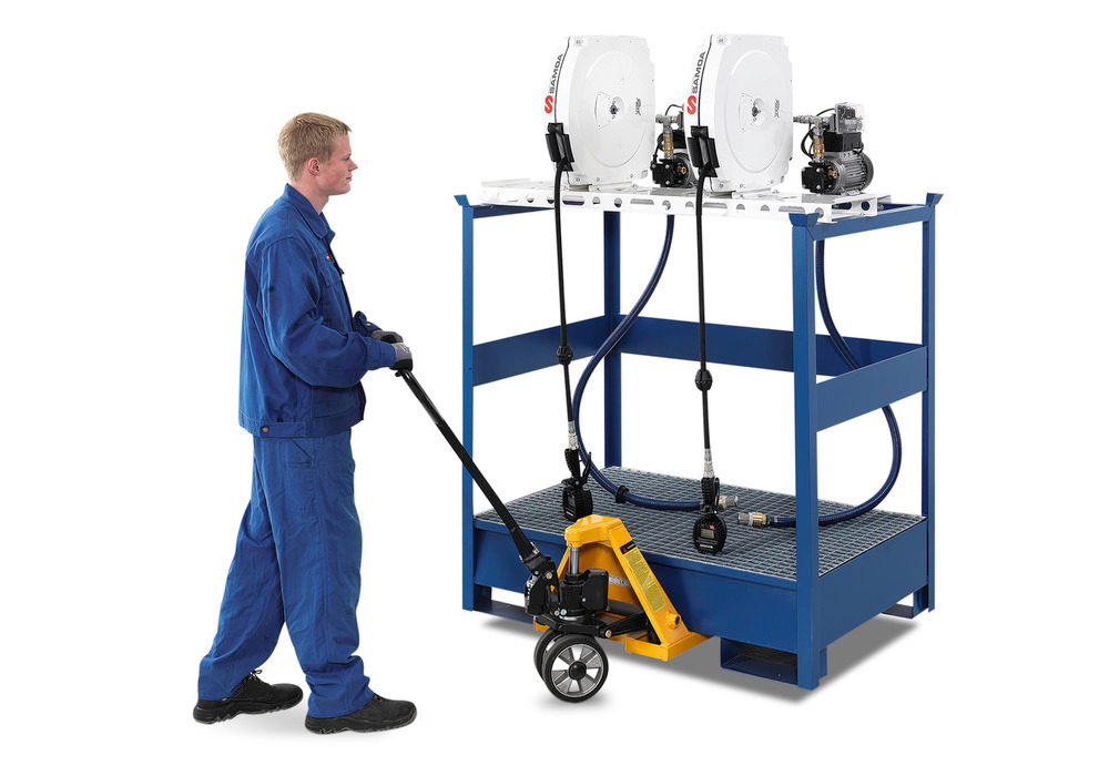 The stations can easily be accessed by a pallet truck