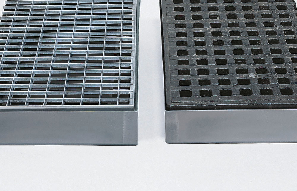 Small container trays are optionally available with galvanized grids.