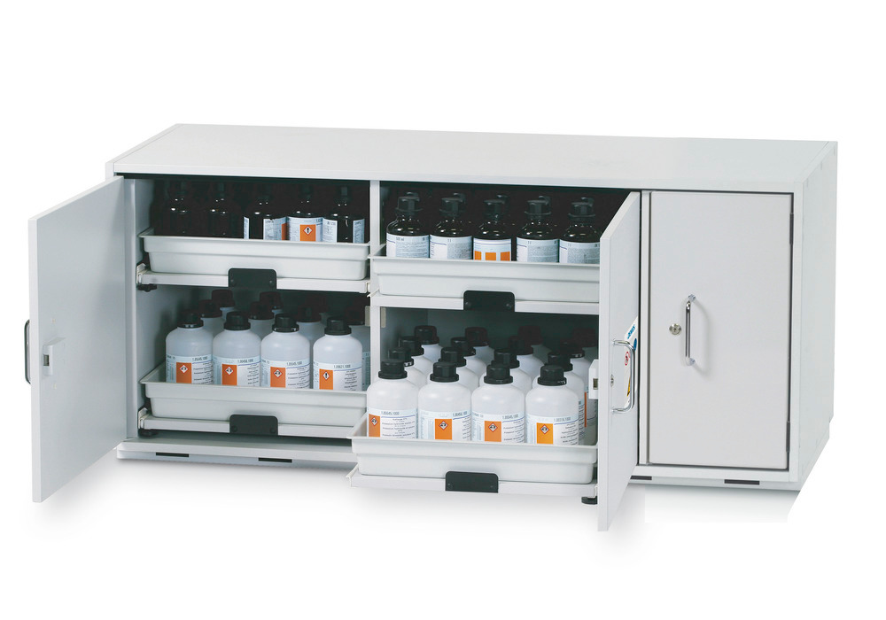 4 slide-out trays, with additional square compartment for material placement, Model SL 1404