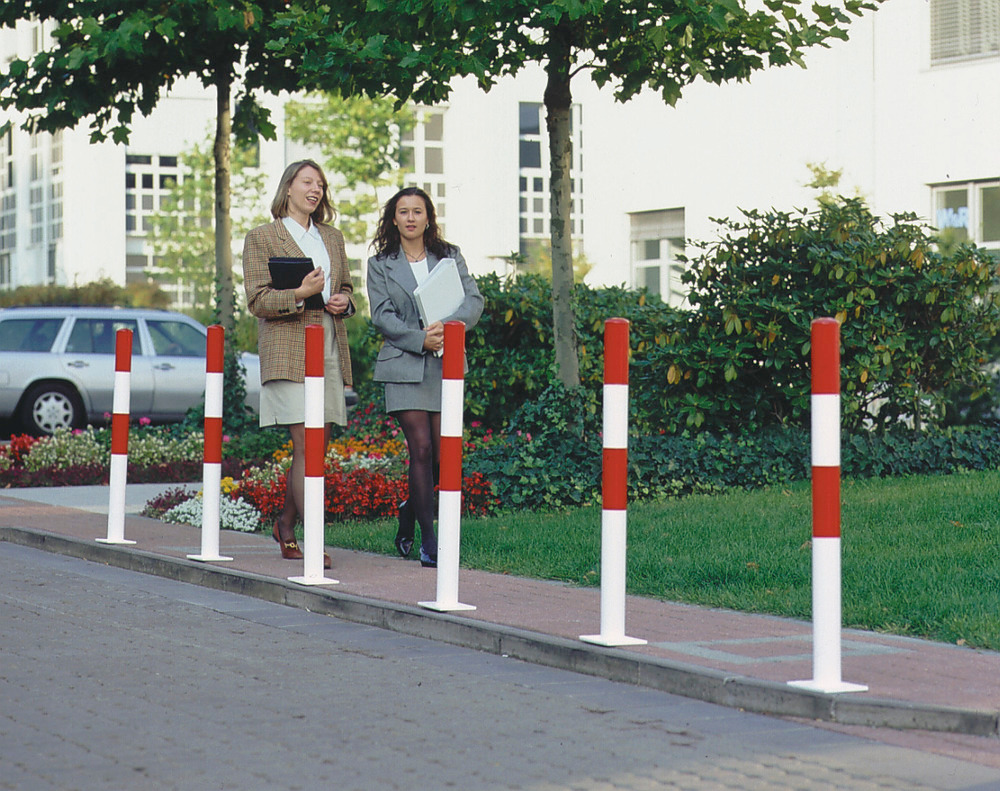 Steel barrier posts are very versatile, for example for marking  traffic routes, pedestrian routes, parking bays etc